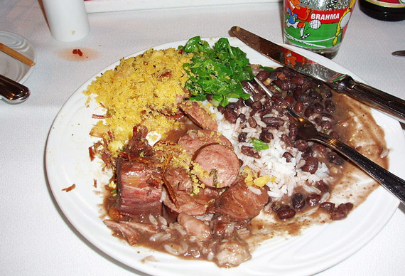 Feijoada brasilianisch essen